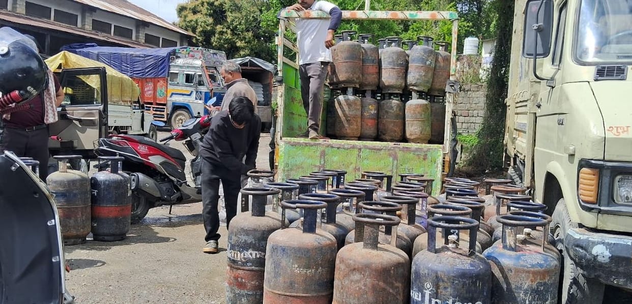 Domestic gas crisis: Consumers ready to protest