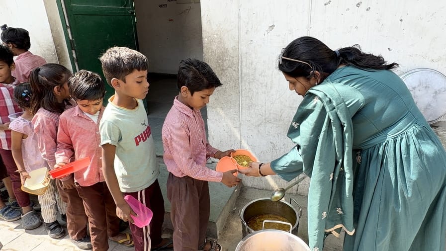 Gas crisis: Roti missing from mid-day meal plates