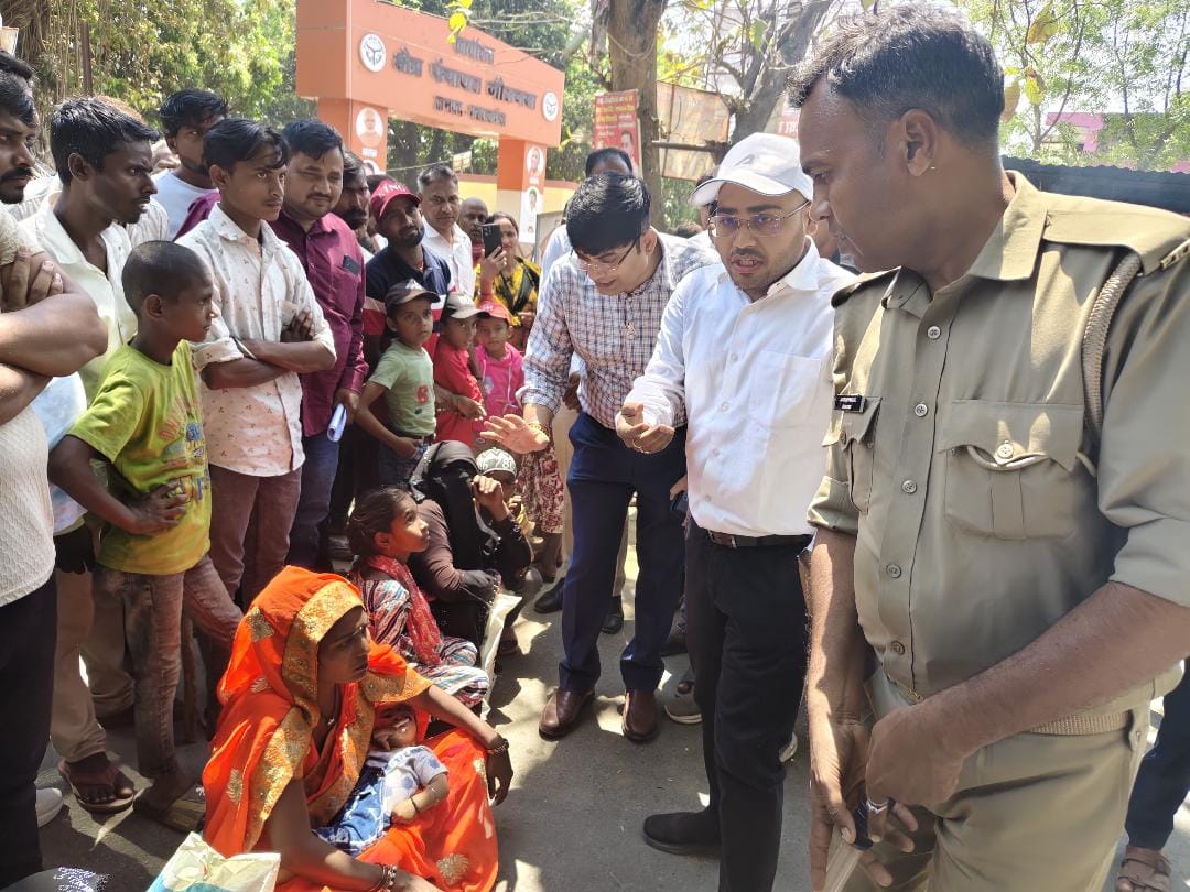 Protest alleging irregularities in Aadhaar card making, road blocked