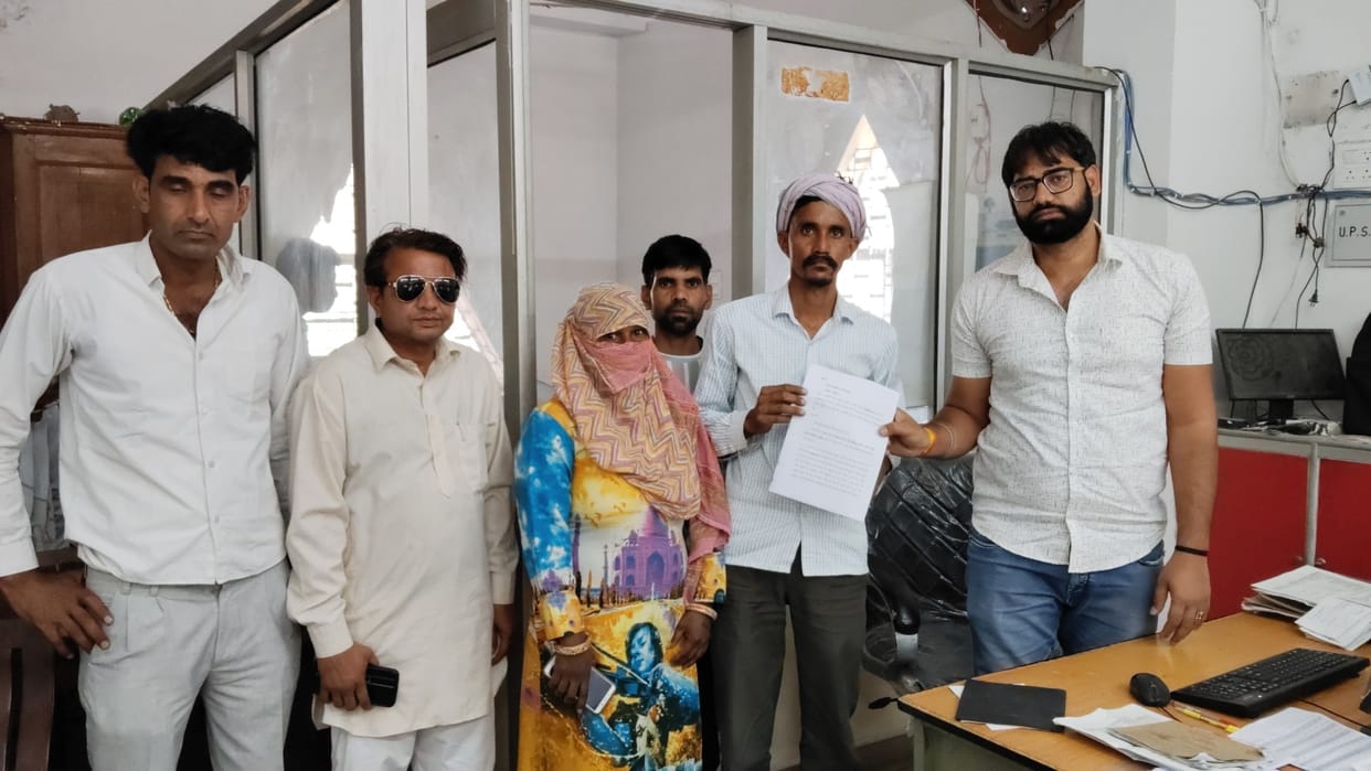 8.05 lakh rupees defrauded from Loharu post office account, labourer's savings stolen
