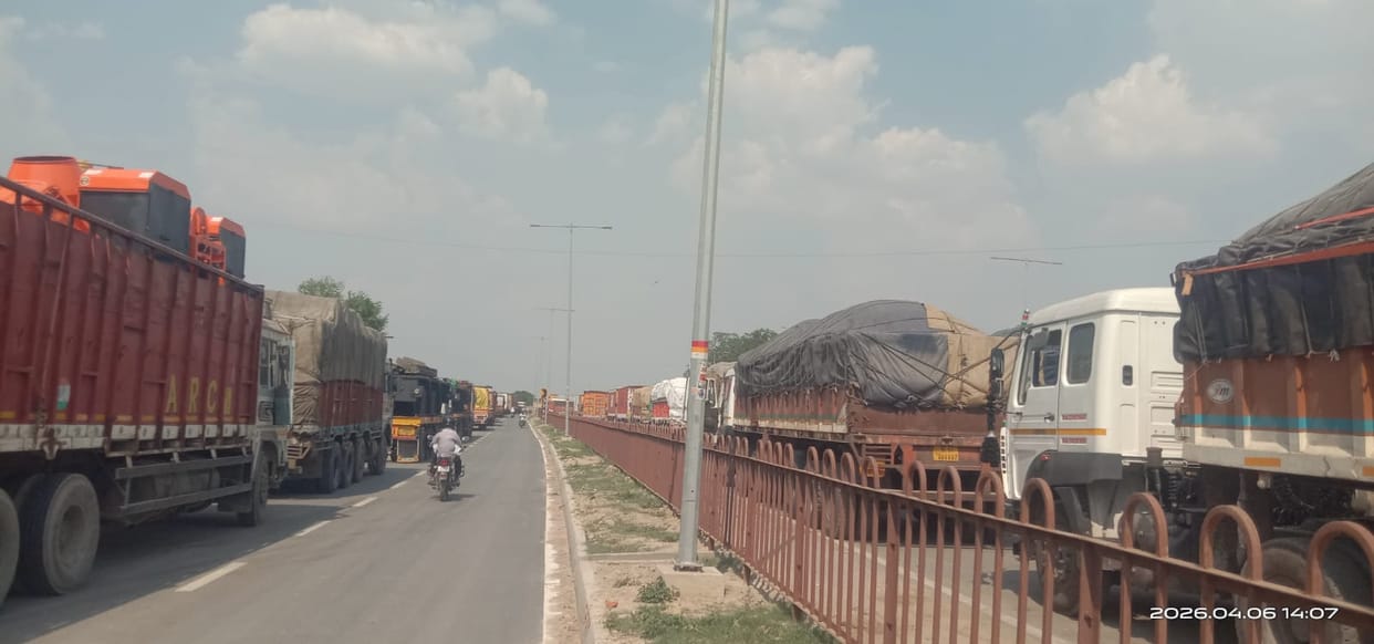 Trucks jammed at the border...trucks traveled three kilometers in three days