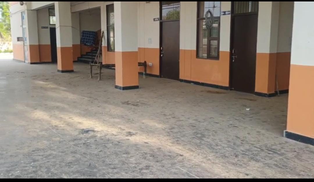 The bus stand, built at a cost of crores, started falling into disrepair even before its inauguration.