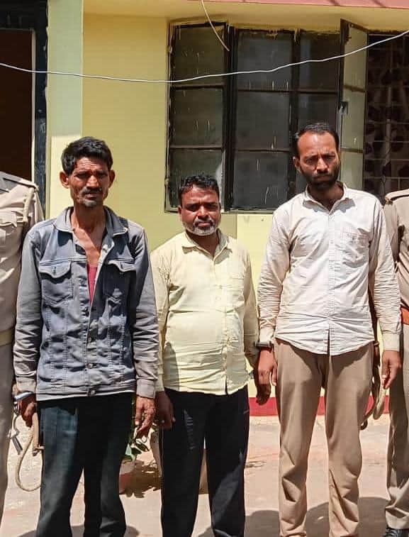 विण्ढमगंज थाना में पशु तस्कर के अभियुक्त। स्रोत पुलिस