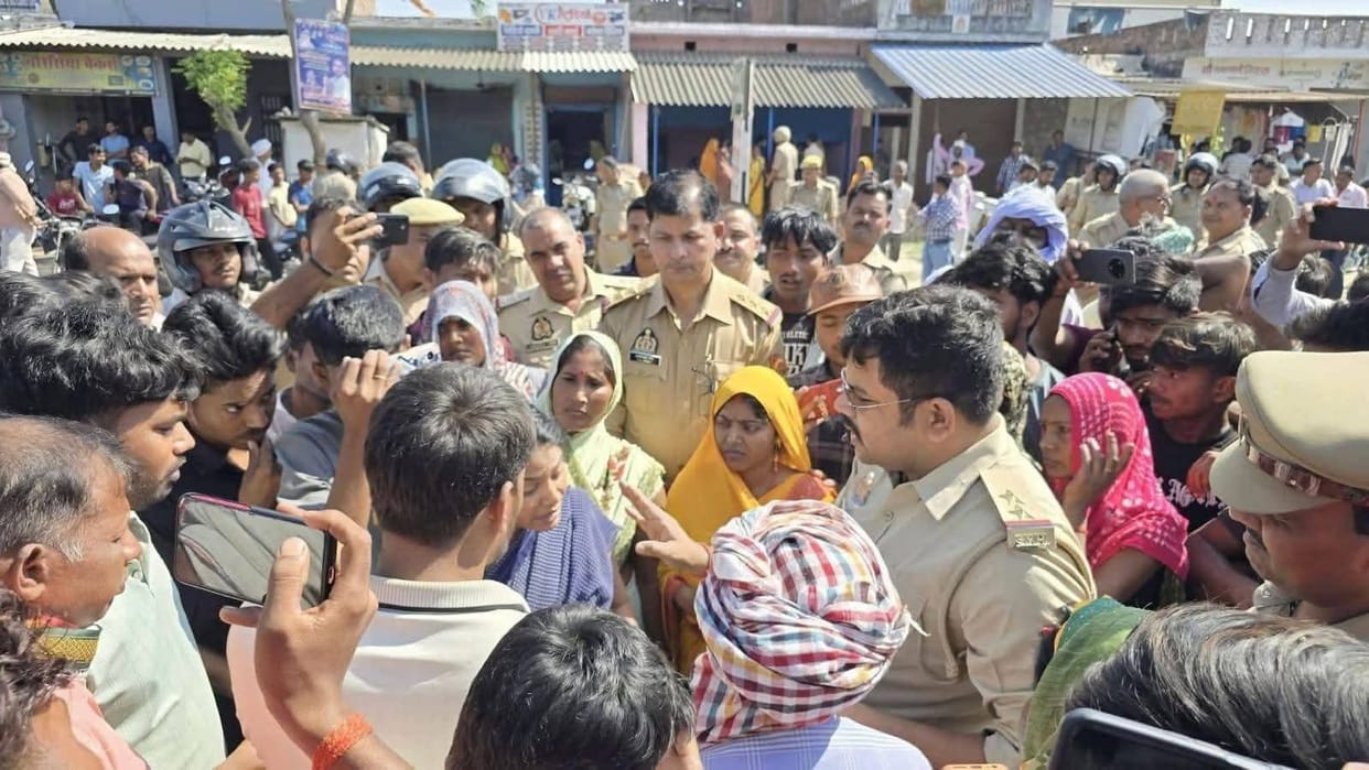 Due to lack of action against the accused, the girl's parents blocked Ram Janaki Marg.