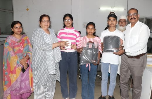 Winners of 'Maa Tujhe Pranam' drawing competition were honoured