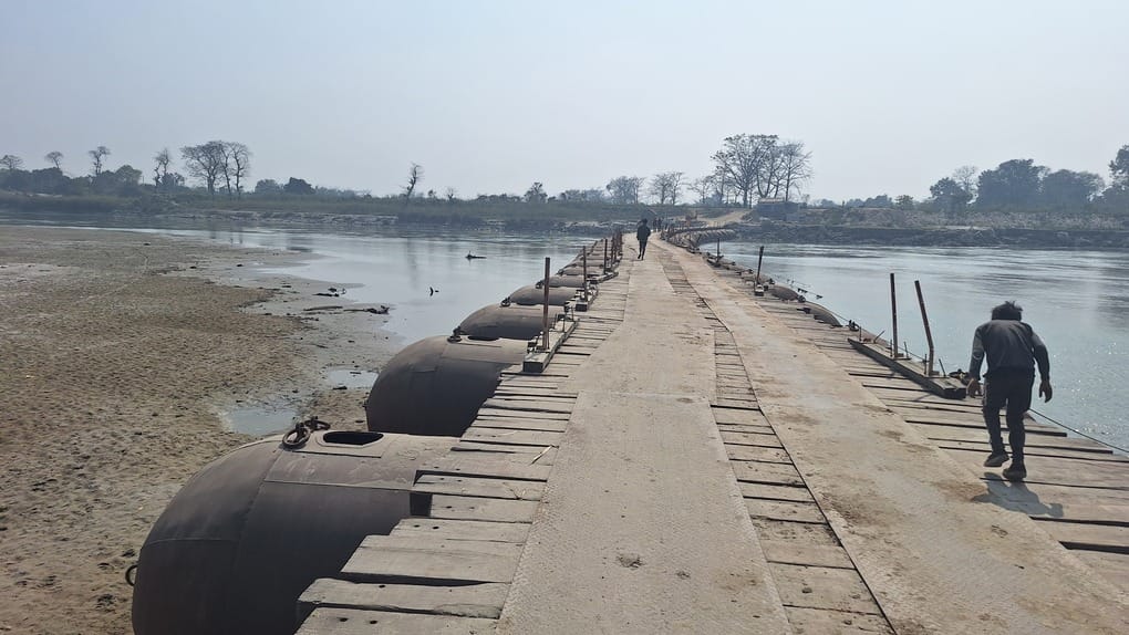 A permanent bridge will be constructed at Bhainsaha Ghat on the Gandak River, directly benefiting a population of 100,000.