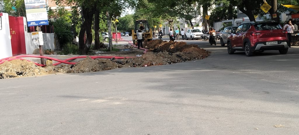 Electricity department fined Rs 17.83 lakh for illegal road cutting