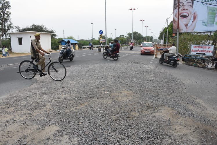 The broken road of the Green Corridor could not be repaired in a month