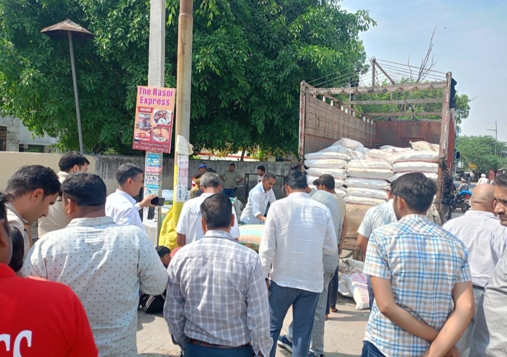 Truck Transporting Opium Pods from Rajasthan to Punjab Intercepted