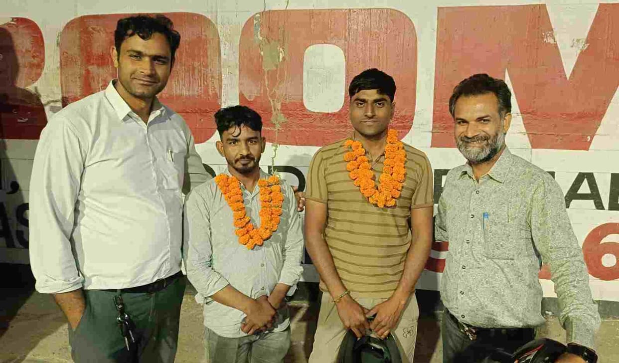 Youth went to Delhi and donated platelets to the needy.