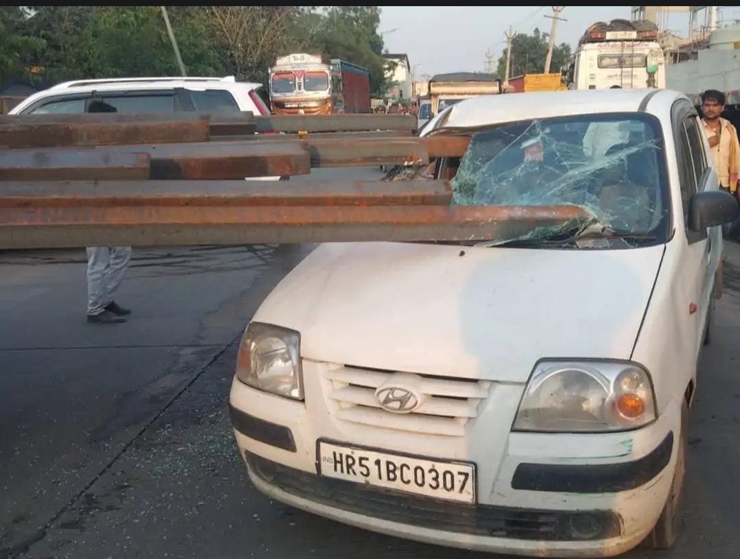 Iron angle entered the car, canteen operator injured