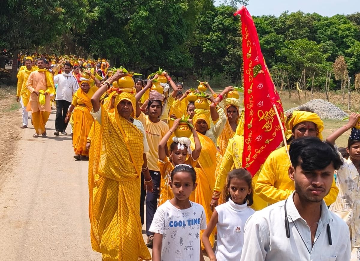 Ram devotees took out the Kalash Yatra with great pomp and show