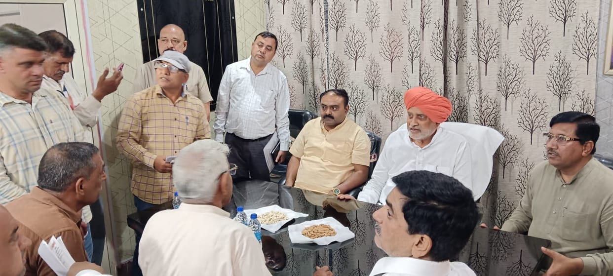 The market will remain open 24 hours, if there is no number plate on the tractor then entry is also possible by writing the registration on it with paint or sticker: Shyam Singh