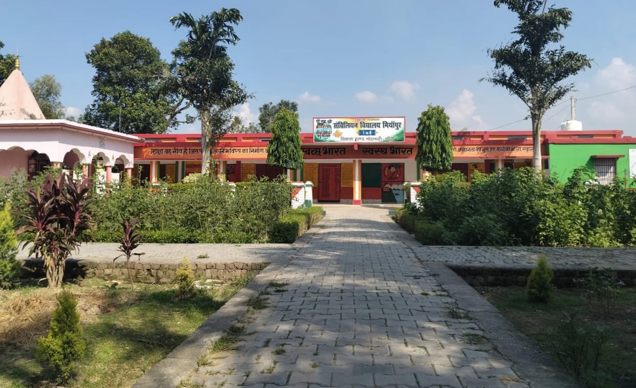 Mianpur Colony becomes an example of cleanliness and education
