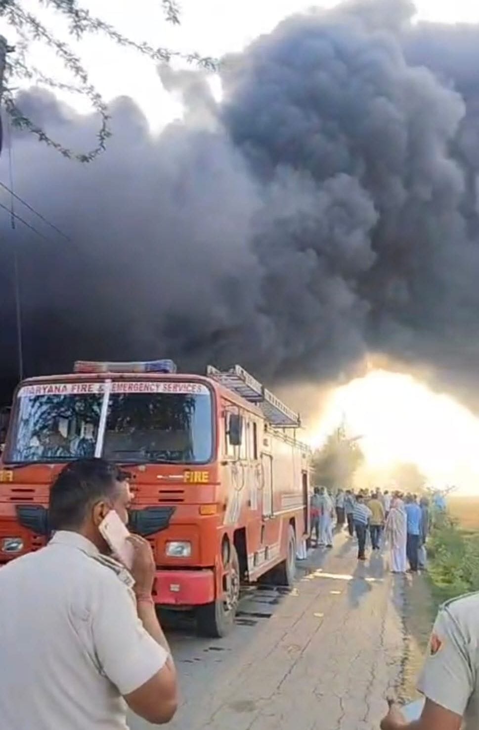 Fire broke out in a disposal factory due to a short circuit
