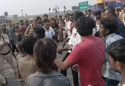 Bihar news JehanabadThe police chief who went to clear the jam was beaten up by an angry mob. Chaos ensued.