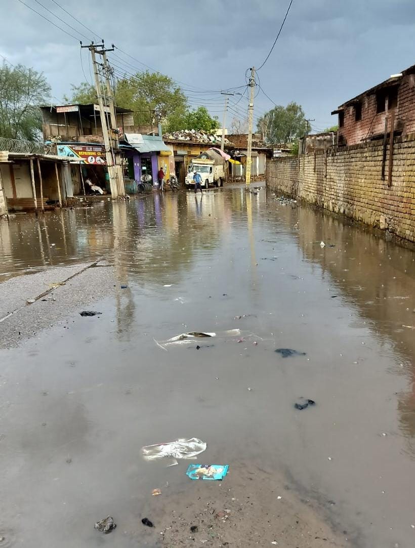 Nagina-Karhera Road Turns into a Pond After Light Rain