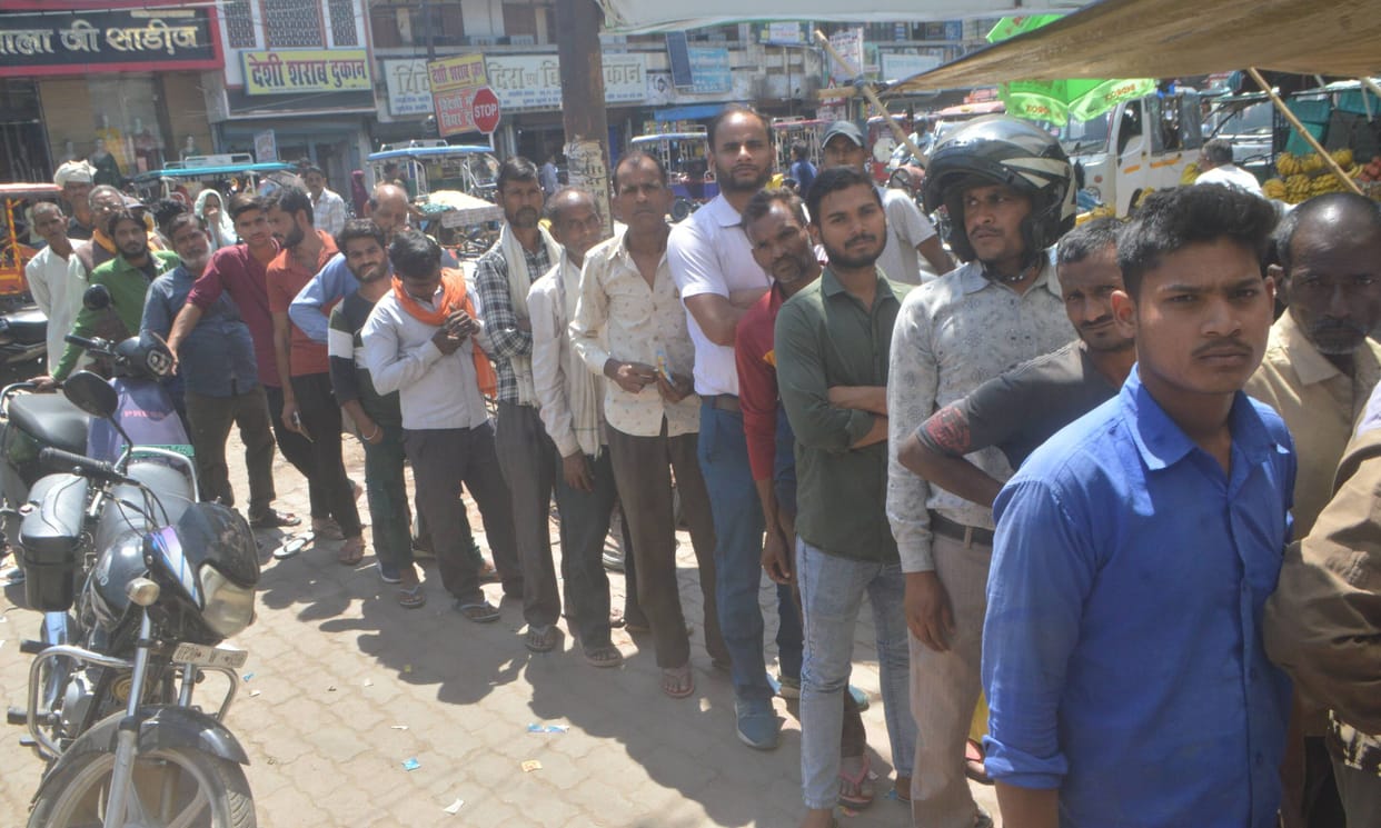 LPG cylinders: Consumers and shopkeepers struggle to run their homes
