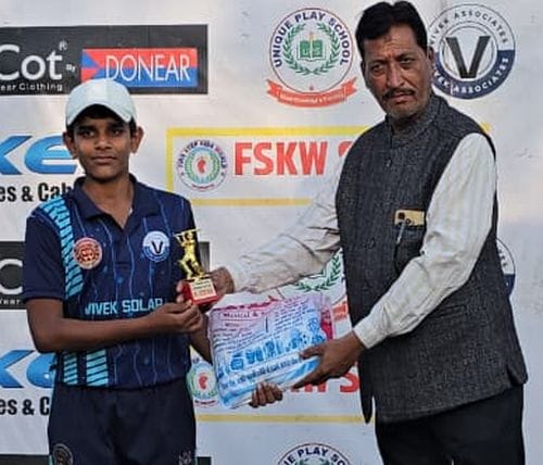 Alkachhwa Star reached the finals after defeating Badshah Eleven team