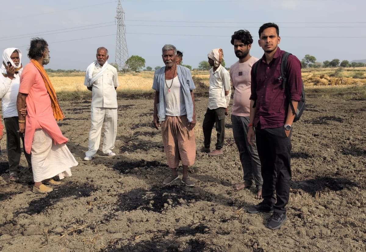Two bighas of wheat crop belonging to two farmers were burnt to ashes due to a sudden fire.