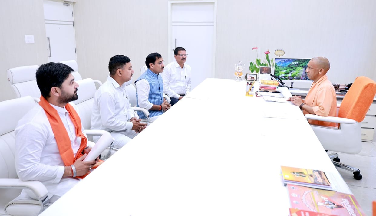 The MLA demanded compensation for the farmers from the Chief Minister, the District Vice President demanded a stadium and a marriage hall.