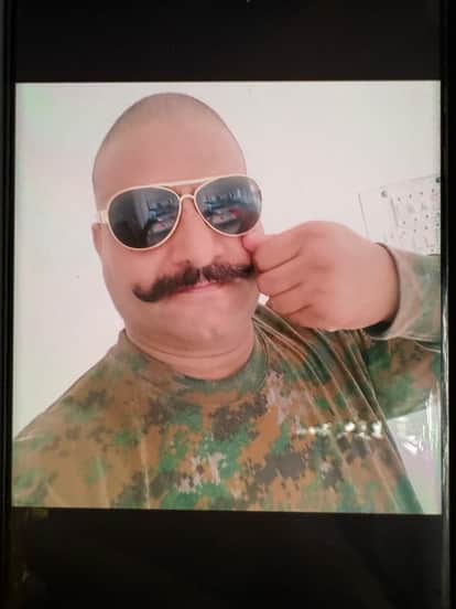 policeman was molesting his friend wife in Korb