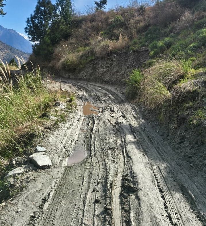When will heavy vehicles ply on the Sarala-Parog road