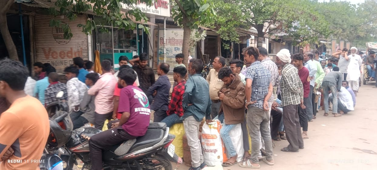 Neither the shortage of cooking gas has been resolved nor the queues have ended.