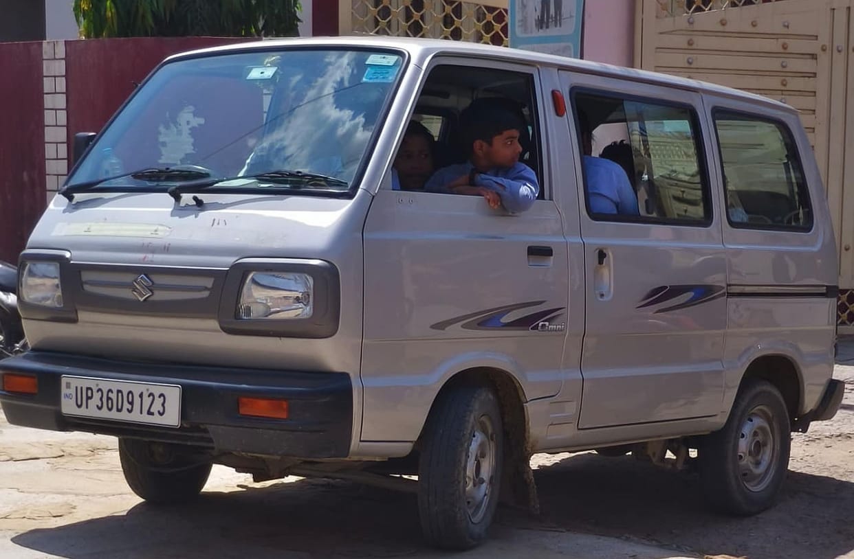 Driving school vehicles without a license