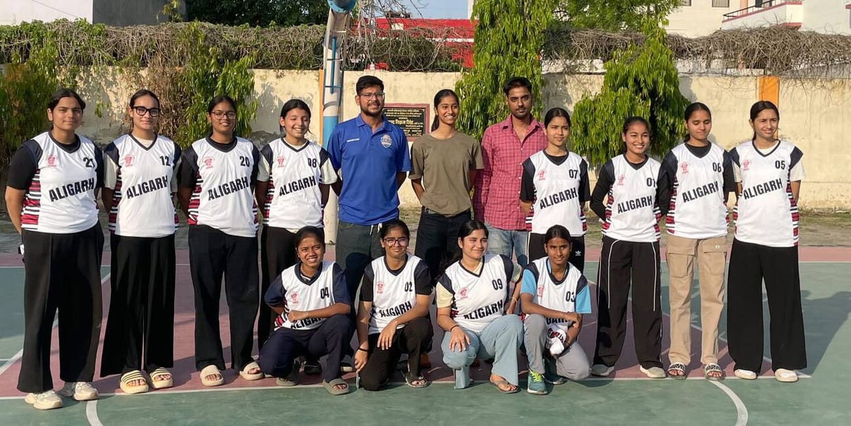 Girls basketball team leaves for Prayagraj for state championship