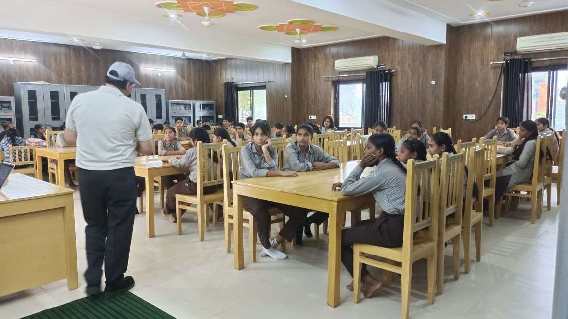 Fund limit for facilities in schools increased to Rs 5 lakh