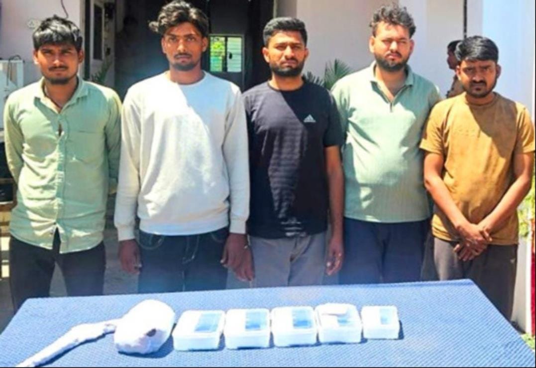 Police tracked the kidnappers through surveillance, and five were arrested