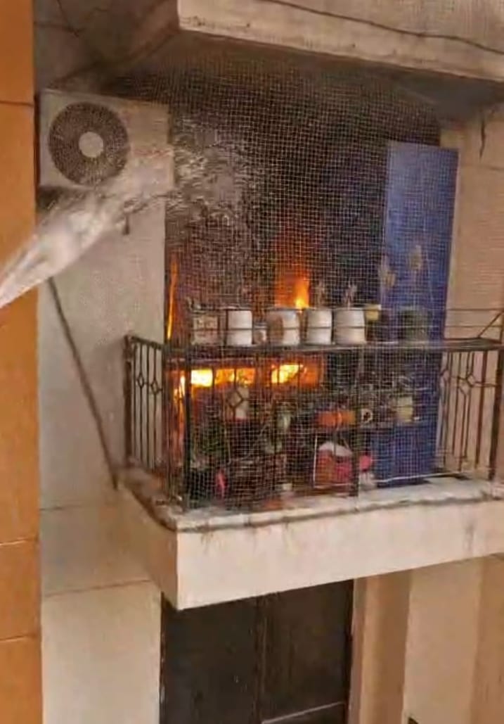 Fire in flat in Society, neighbors alert Tala disaster