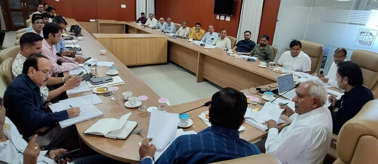 Instructions issued to complete ongoing projects in the district on time.