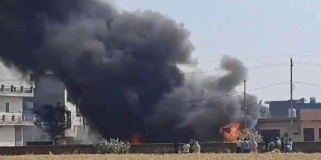 The fire destroyed the workers' huts, five bikes and a rickshaw.