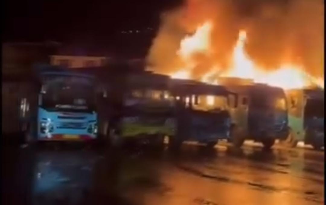 Srinagar, Fire Incident, Kupwara, Main Bus Stand