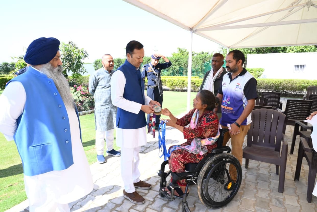 Shooter Reena Rani met MP Jindal