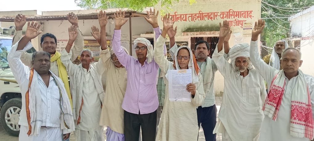 Villagers Protest Over Blocking of Road and Drain