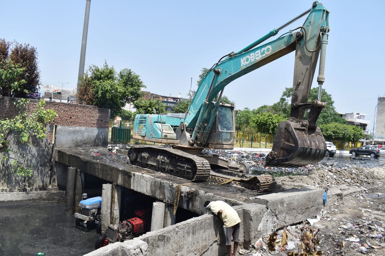 Drains and sewers will be cleaned before the monsoon.