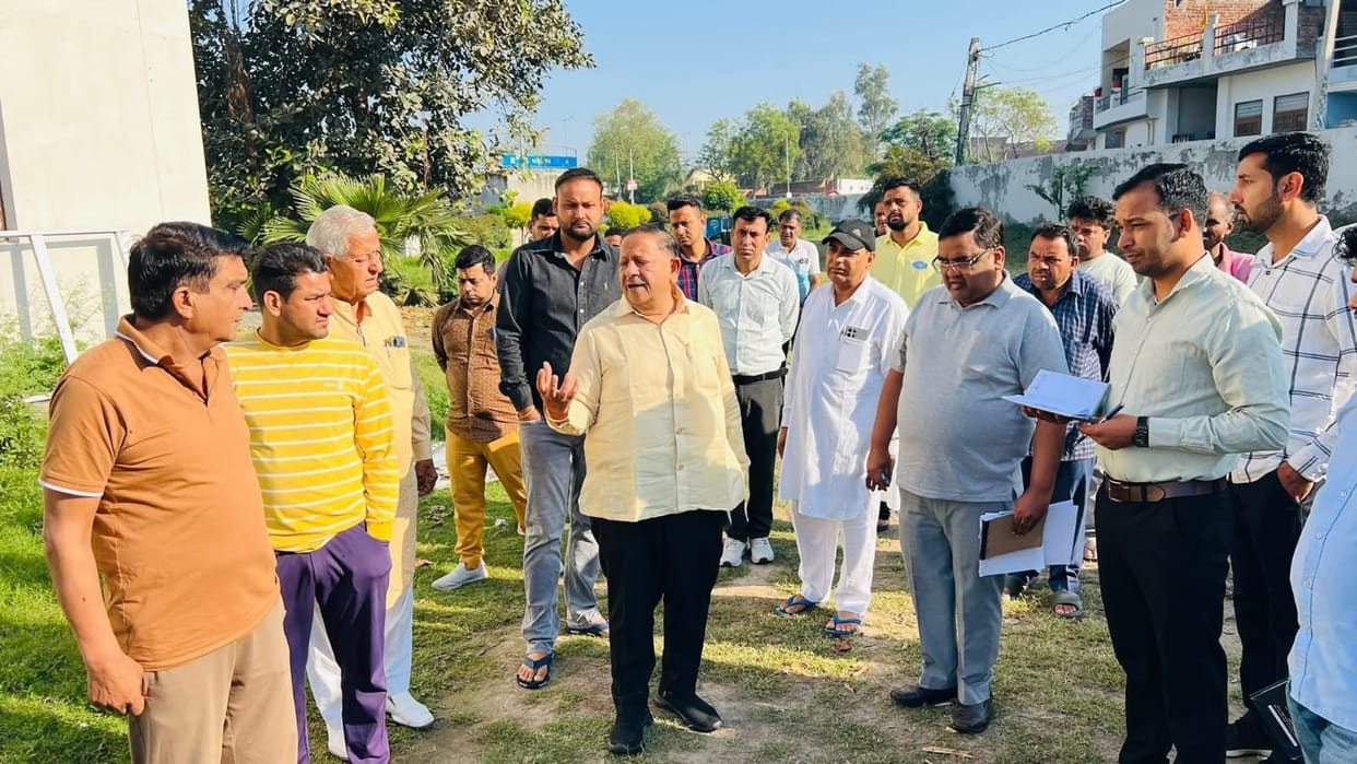 The corporation administration took stock of development works and basic facilities.