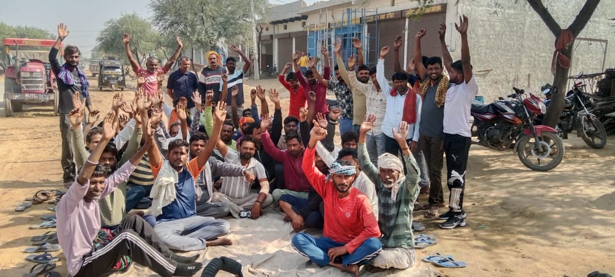 Brick kiln tractor union begins strike demanding wage hike