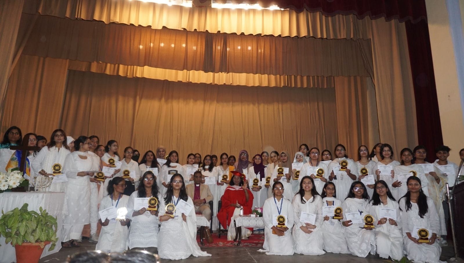 Female Students Honored at IT College