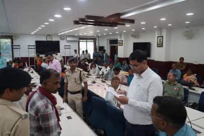 DM Cracks Down on Revenue Irregularities in Araria