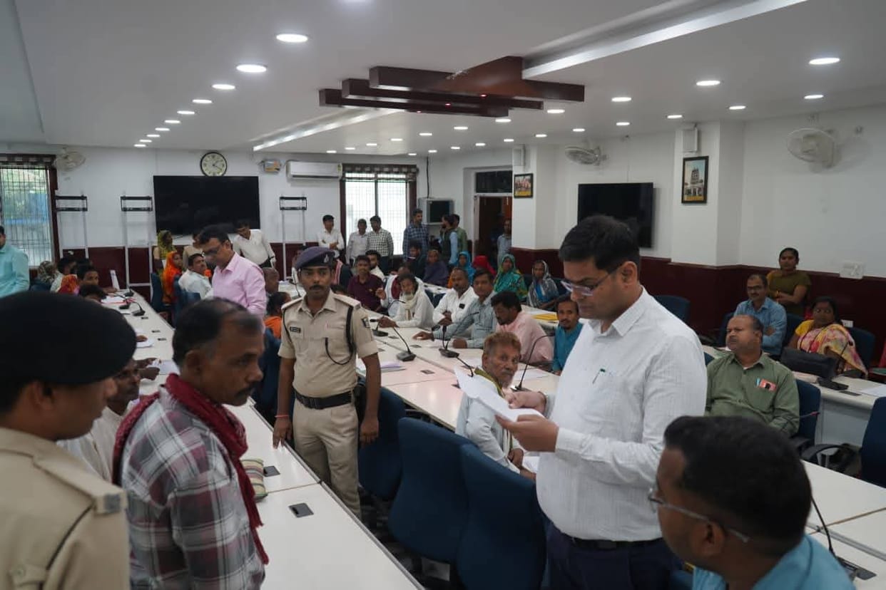 DM Cracks Down on Revenue Irregularities in Araria