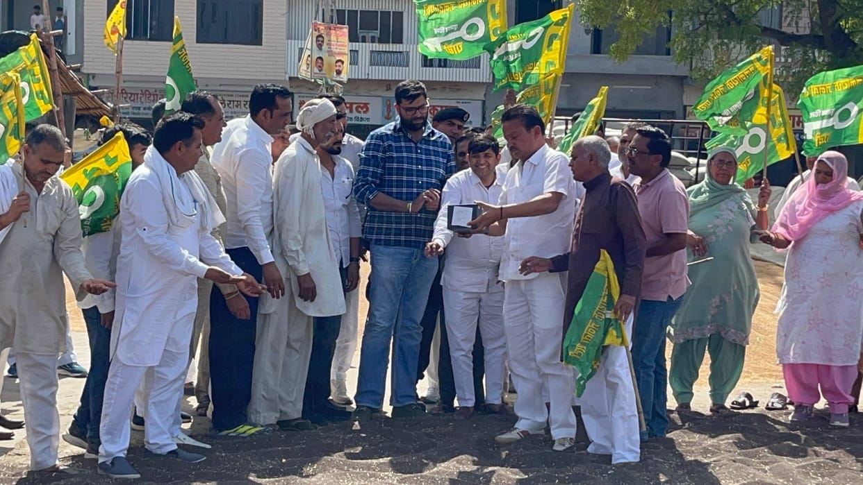 Manohar Lal hatched a conspiracy to break the JJP: Digvijay Chautala