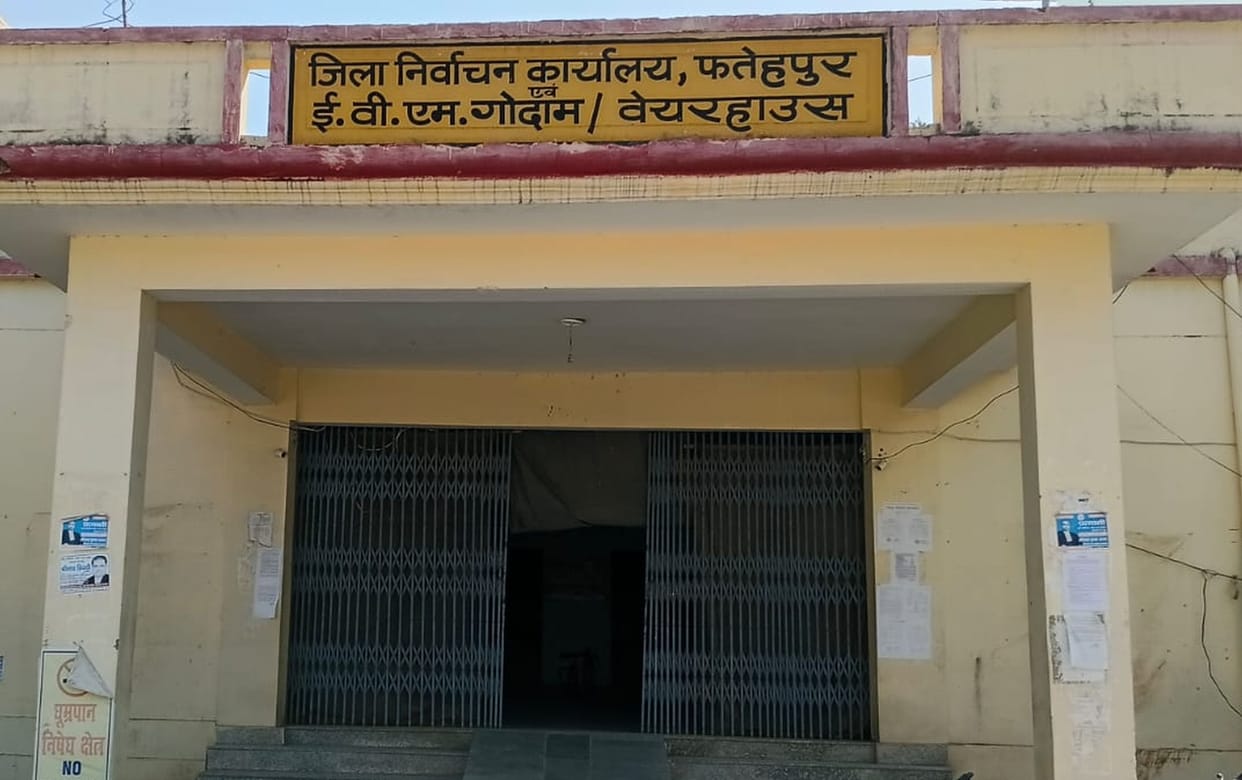 People upset due to not getting gas cylinder for two days, returned in anger