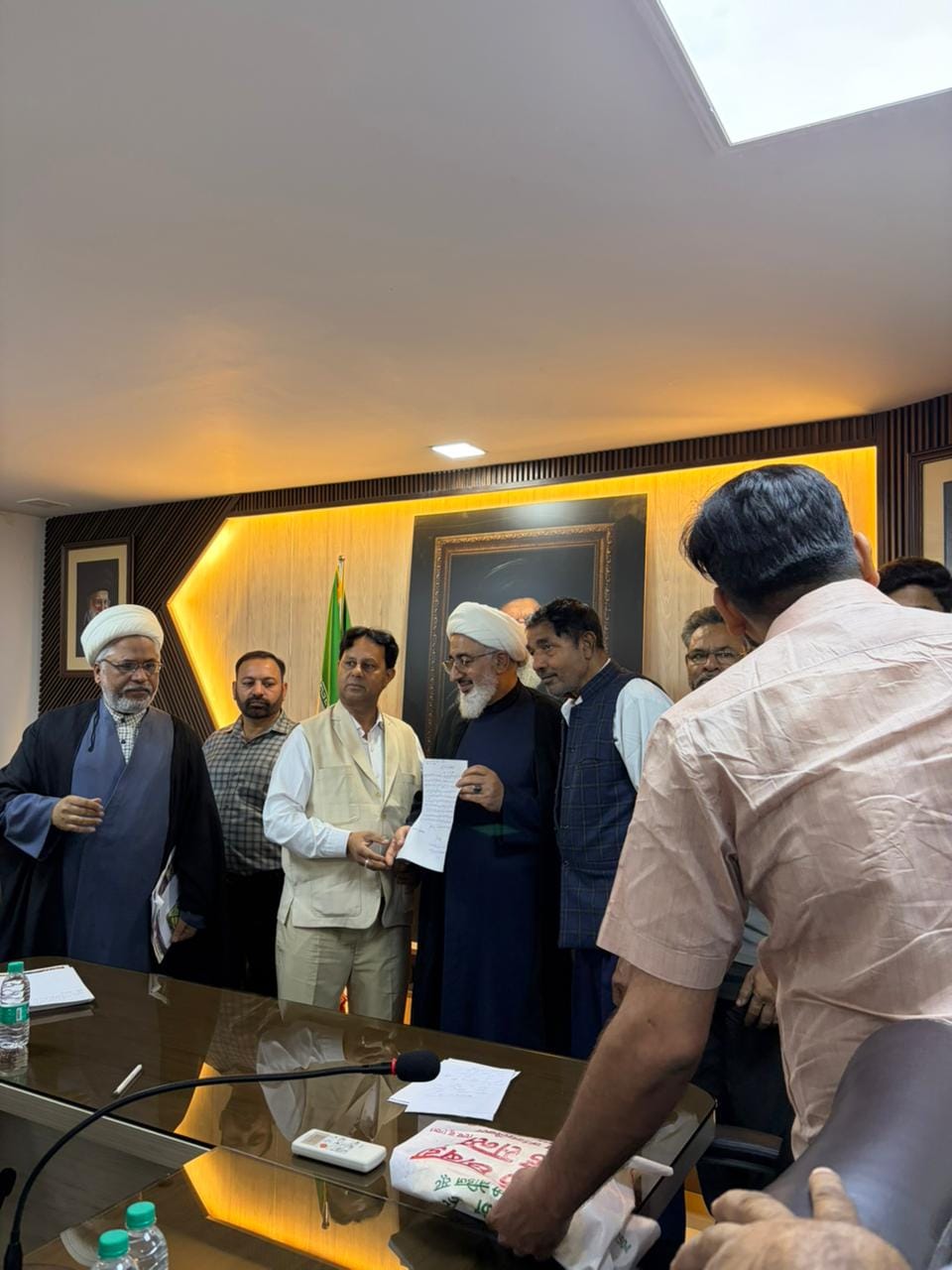 Aid worth Rs 7.22 lakh sent from Lavad to Iran war victims