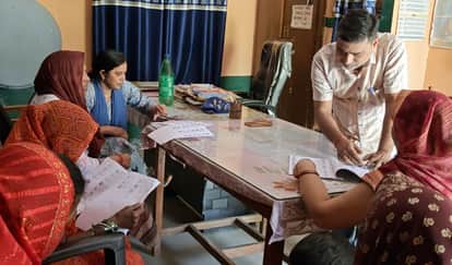 Names of 2.10 lakh people removed; 1.06 lakh new voters added to the list