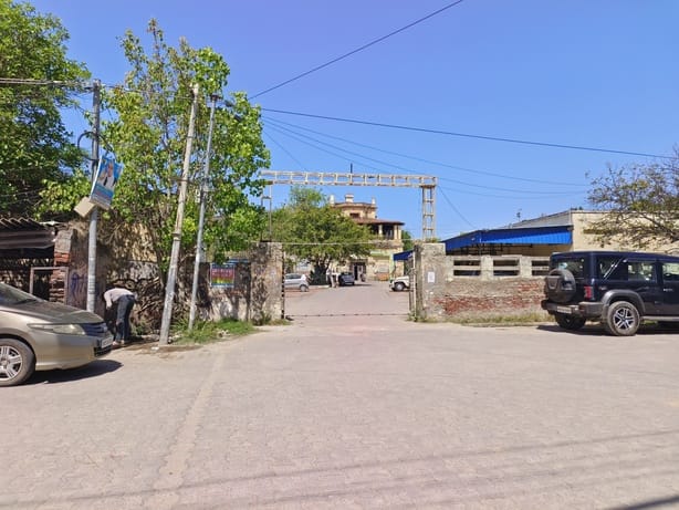 Residential quarters for doctors will be built on the site of the CMO's office.