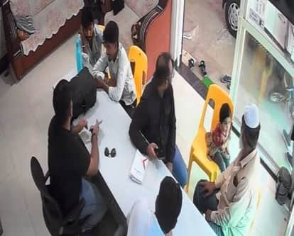 The miscreants took the Bolero on the pretext of a test drive.